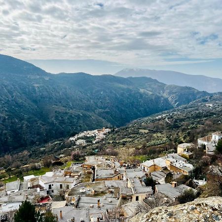 Spectacular view, authentic house, exquisite area. Villa Atalbeitar Exterior foto