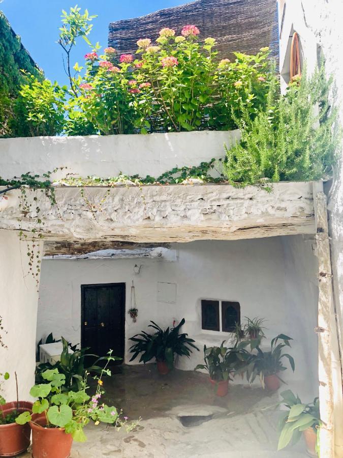 Spectacular view, authentic house, exquisite area. Villa Atalbeitar Exterior foto